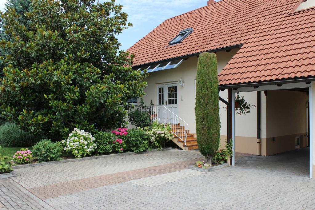 Ferienwohnung Fleck Руст Екстер'єр фото