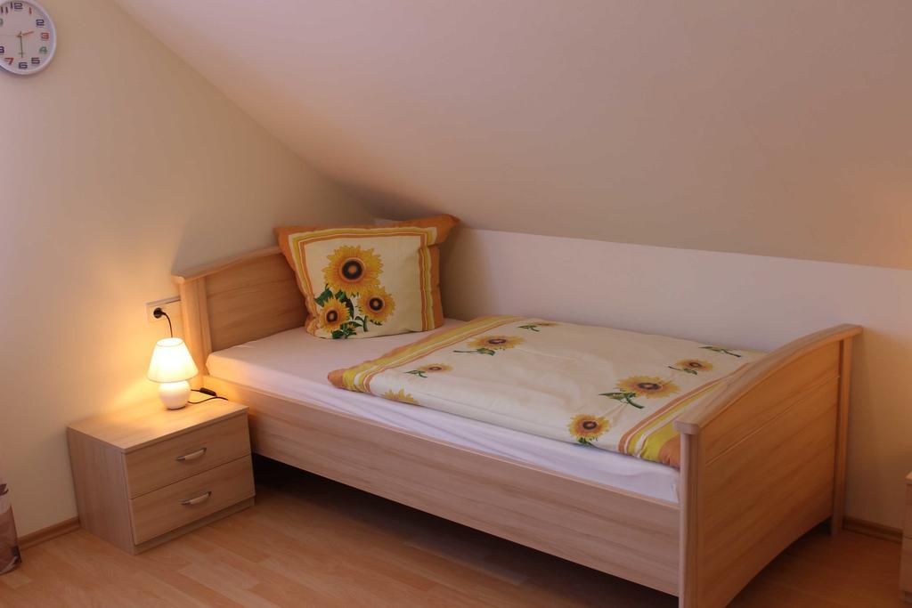 Ferienwohnung Fleck Руст Екстер'єр фото