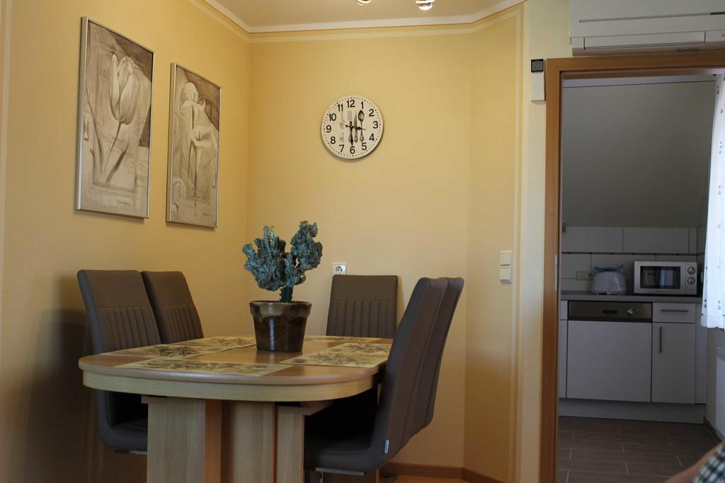 Ferienwohnung Fleck Руст Екстер'єр фото