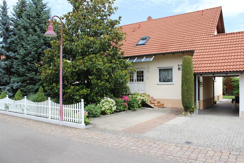 Ferienwohnung Fleck Руст Екстер'єр фото