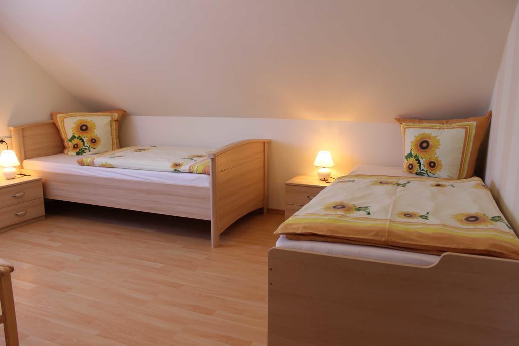 Ferienwohnung Fleck Руст Екстер'єр фото